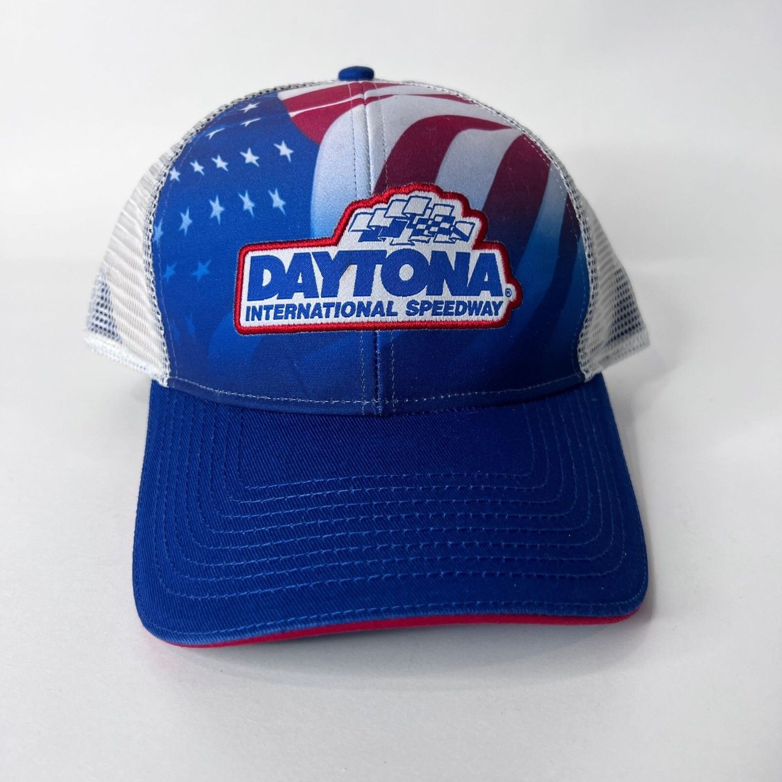 Daytona International Speedway Baseball Hat Cap Snap Back Mesh Trucker Nwt